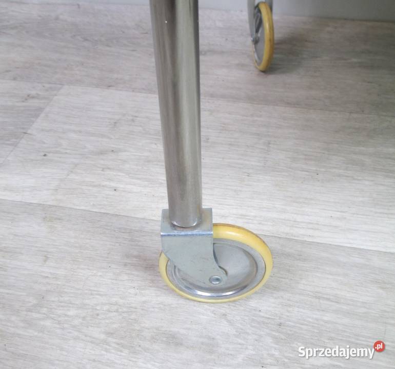 Mobilny barek lata 80