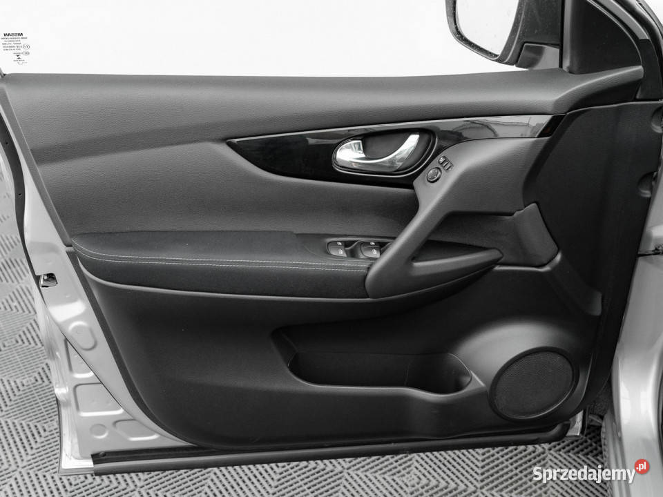 Nissan Qashqai WD8983N13 DIGT NConnecta Podgrzf pełny VAT sprzedam