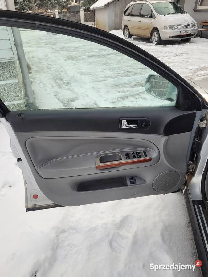 Boczki drzwi skora skorzane szare vw passat b5 osobowe Krosno