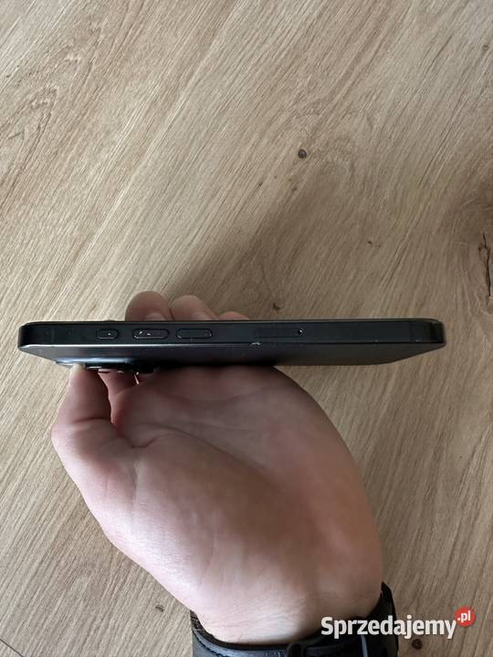 IPhone 16 pro w kondycji sprzedam