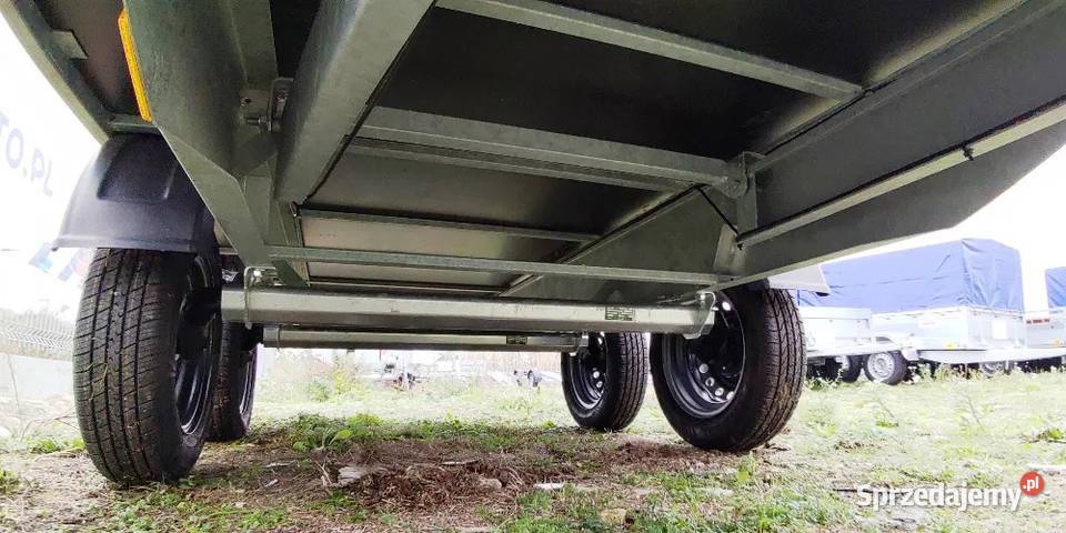 Przyczepa towarowa Boro do wożenia uli wielkopolskie