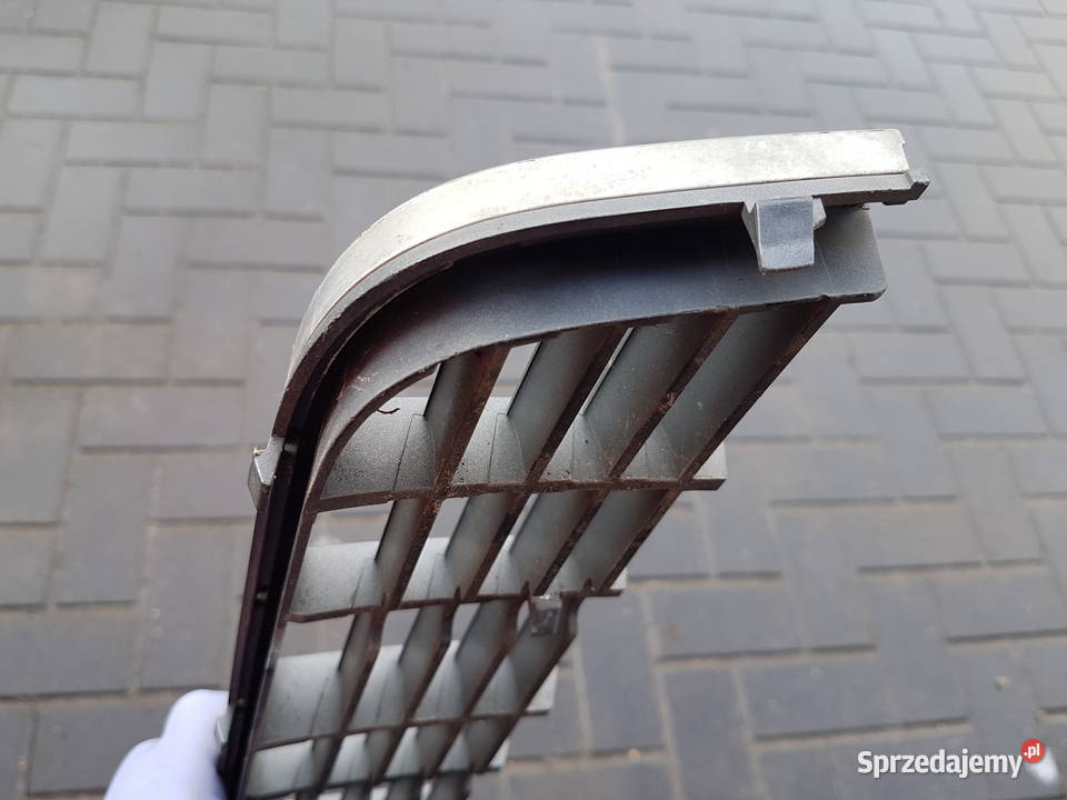 AUDI A8 D2 AUDI S8 D2 LIFT KRATKA ZDERZAKA Turkowice