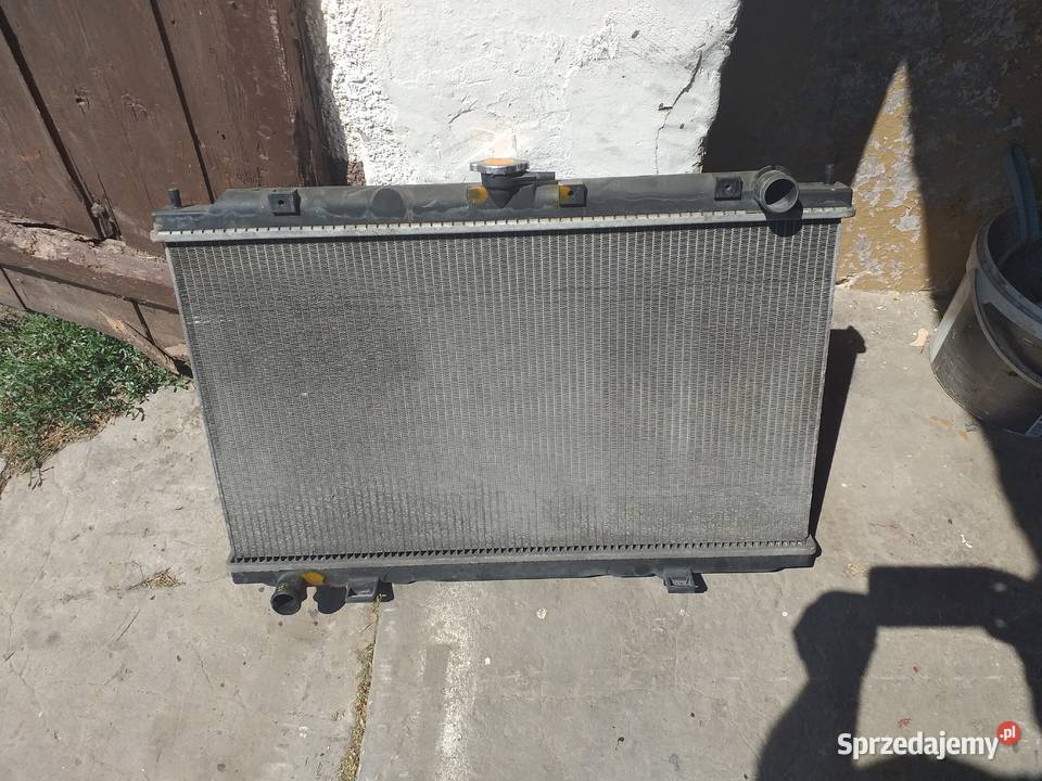 Chłodnica Nissan Almera Tino 22DI osobowe Steniatyn-Kolonia