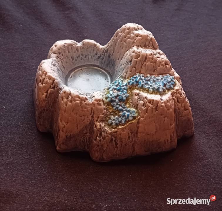 Ceramiczna trójwymiarowa rzeźba górskie jeziorko Porcelana i szkło Koźminek