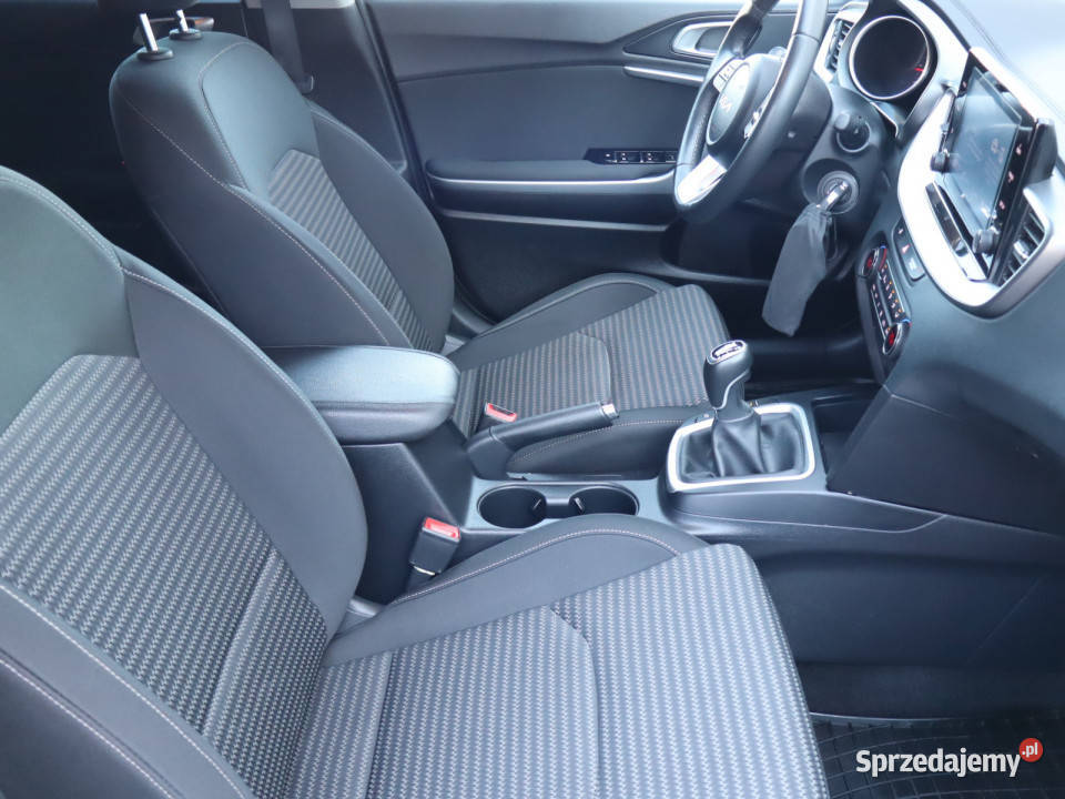 Kia Ceed 15 TGDI 118KM Katowice sprzedam