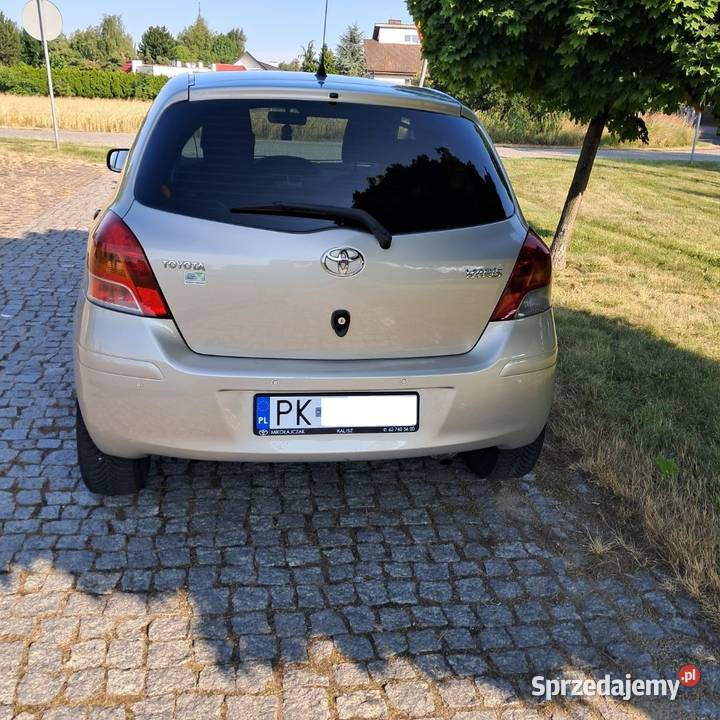 toyota yaris 133 polski salon benzyna wielkopolskie Kalisz