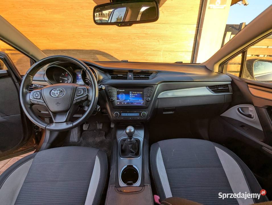 Toyota Avensis 16 112 D4D BOGATA WERSJA wielofunkcyjna kierownica lubuskie Zbąszynek sprzedam