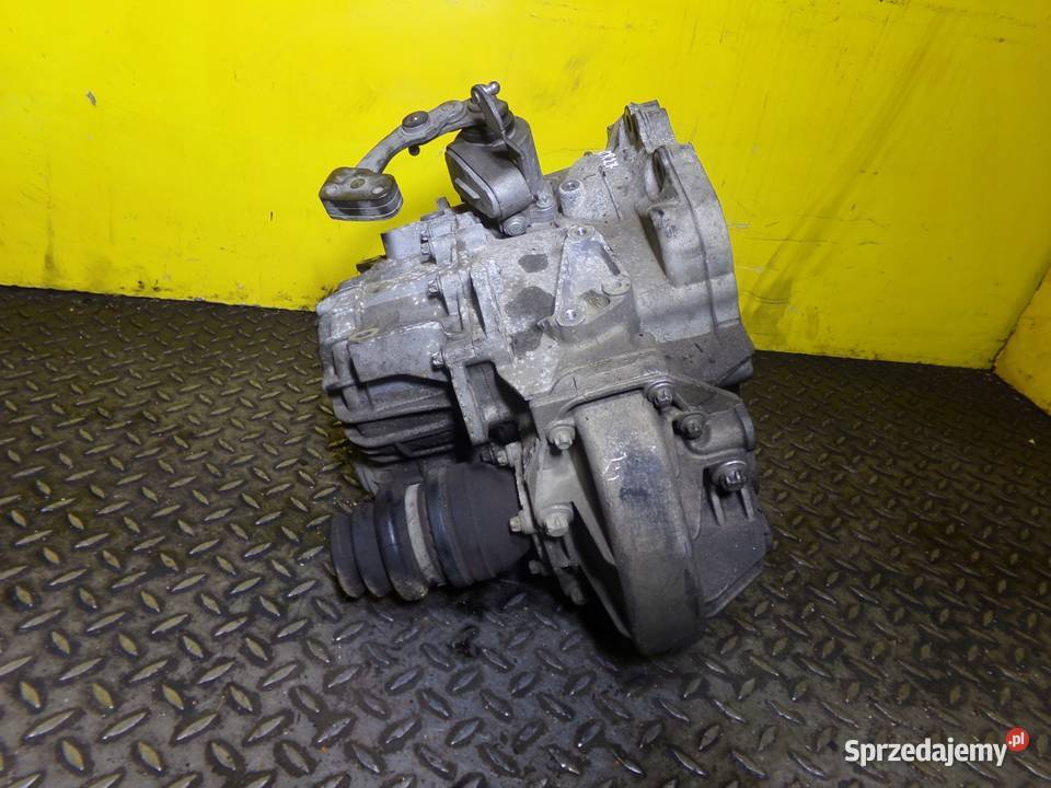 ASTRA J 14 TURBO EURO 6 16r 140 skrzynia biegow Suków