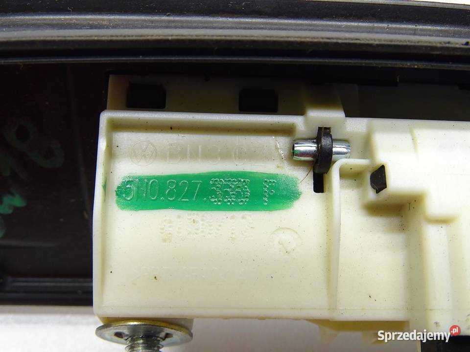 LISTWA BLENDA KLAPY BAGAŻNIKA TYŁ 5N0827287A VW