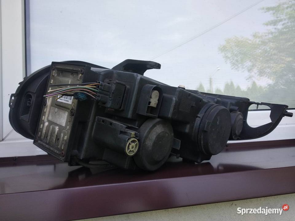 Saab 95 95 FL lampy przednie reflektory xenon