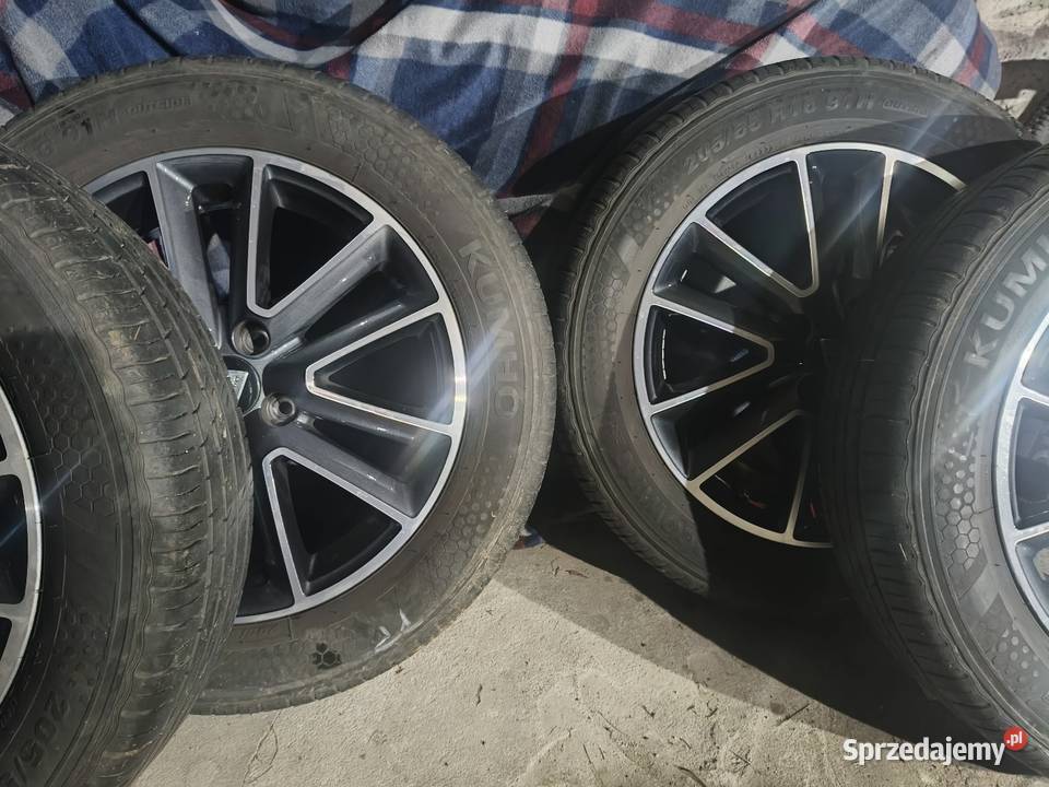 Sprzedam oryginalne felgi z oponami 16 Dacia aluminiowe sprzedam
