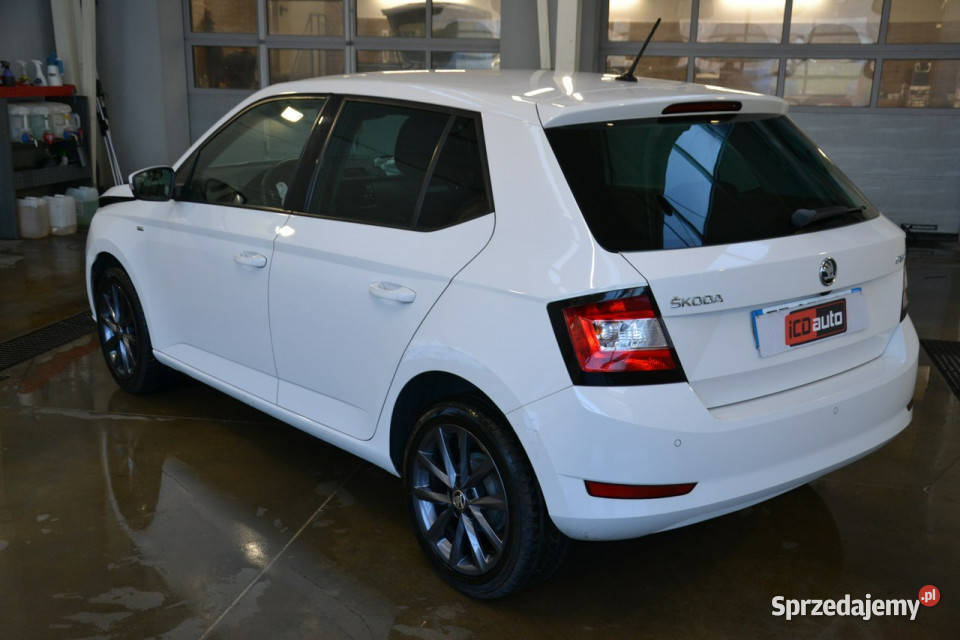 koda Fabia edition 10 mpi benzyna 75 klima ledy