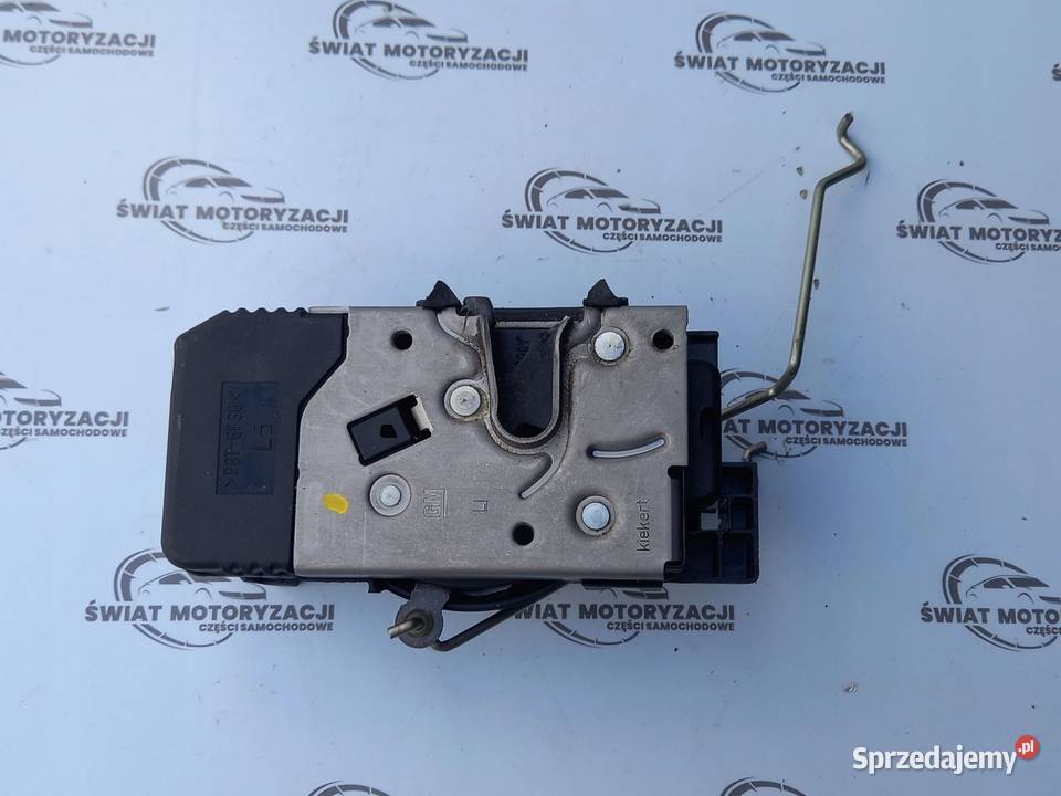 RENAULT TRAFIC III 15r zamek drzwi lewy tył osobowe