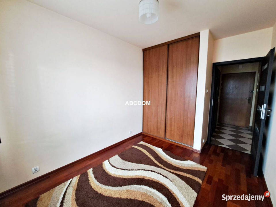 Płaszów dwa pokoje jasna kuchnia 1 piętro 14226zł/m2 małopolskie Kraków