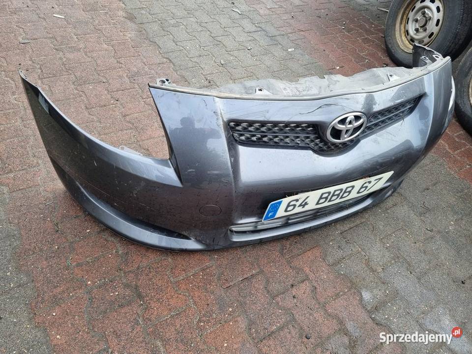 ZDERZAK PRZEDNI PRZÓD HALOGENY TOYOTA AURIS I osobowe wielkopolskie