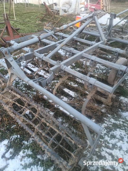AgregatKultywator nieuszkodzony Maszyny uprawowe