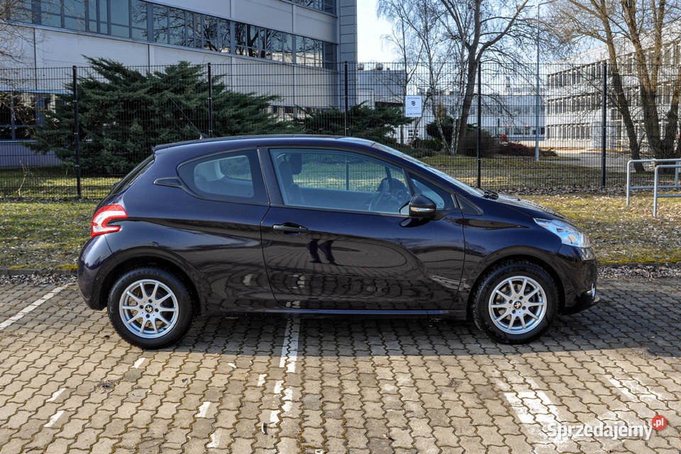 Peugeot 208 2014 r 93 Wrocław sprzedam