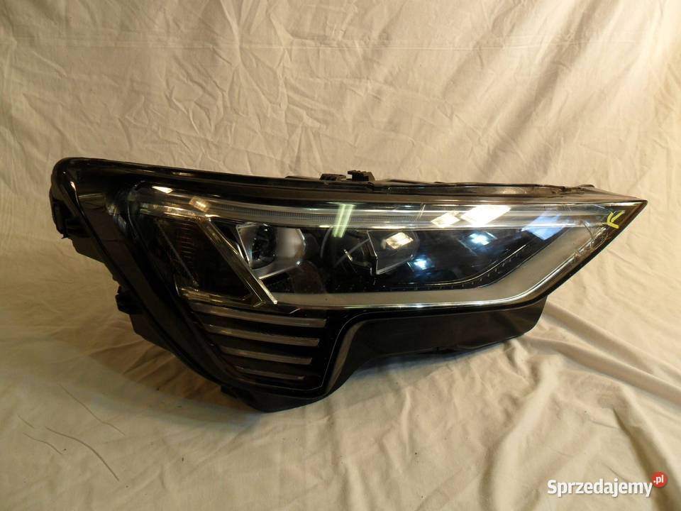 REFLEKTOR PRZÓD STRONA PRAWA AUDI ETRON Nowy Tomyśl