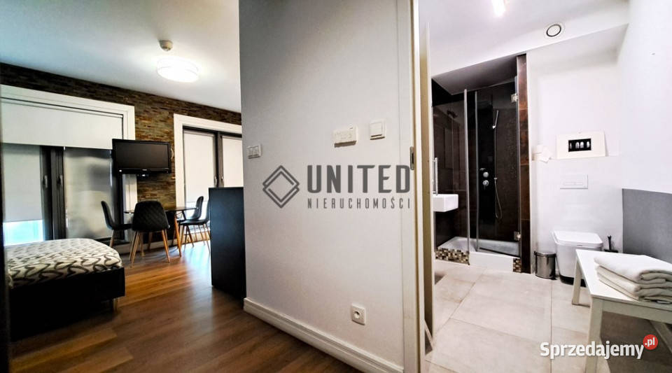 Justin Center RynekInwestycjaLUXAirbnb Wrocław
