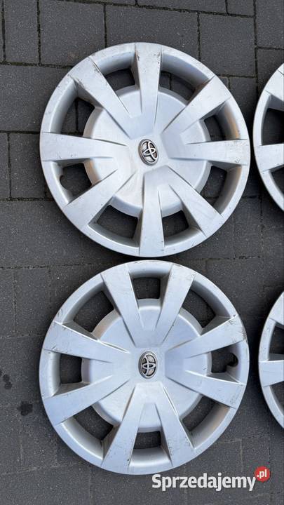 Dekle kołpaki kapsle Toyota 16 Radom