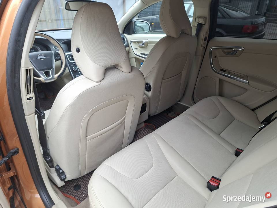 volvo v60 2012r 24d5 maska silnika błotniki Radom
