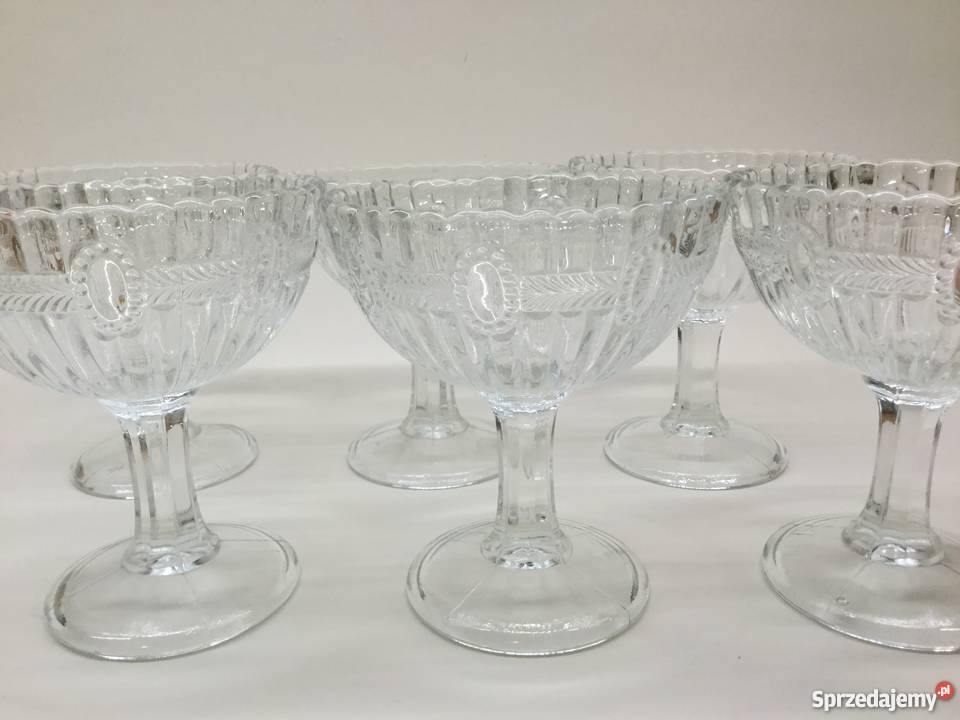 pucharki Olivia Ząbkowice szkło prasowane lata Wrocław