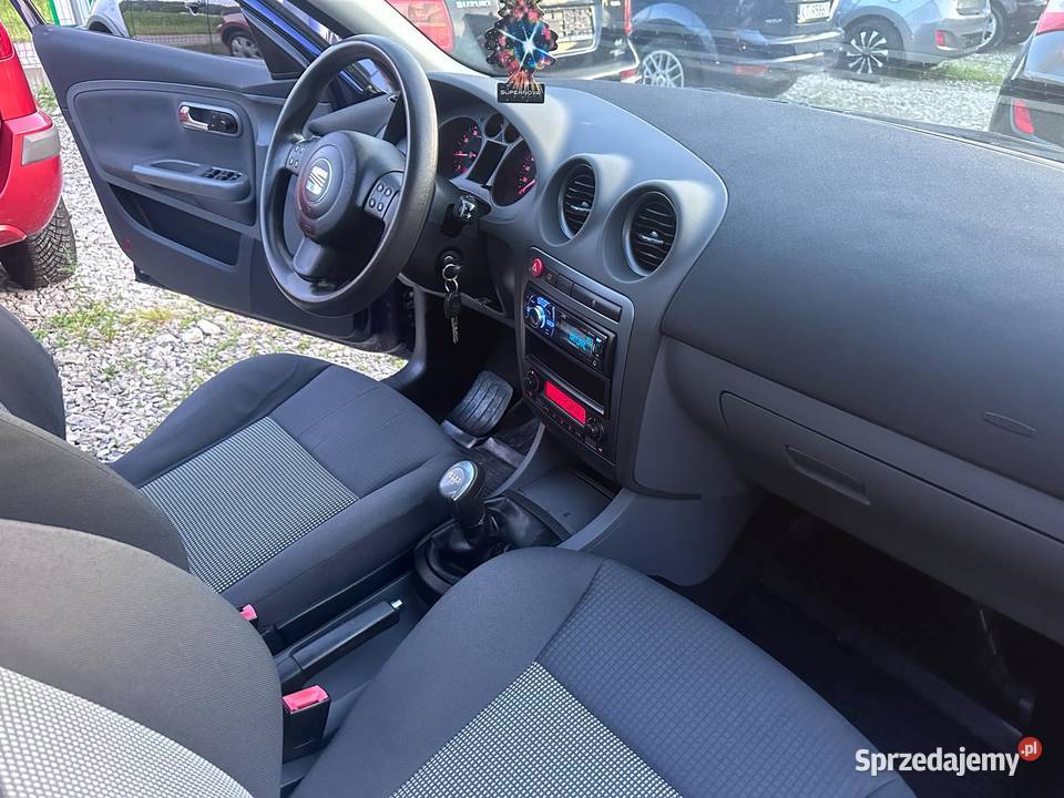 Seat Ibiza 14 Benzyna Przebieg 164 VAT marża Ładna