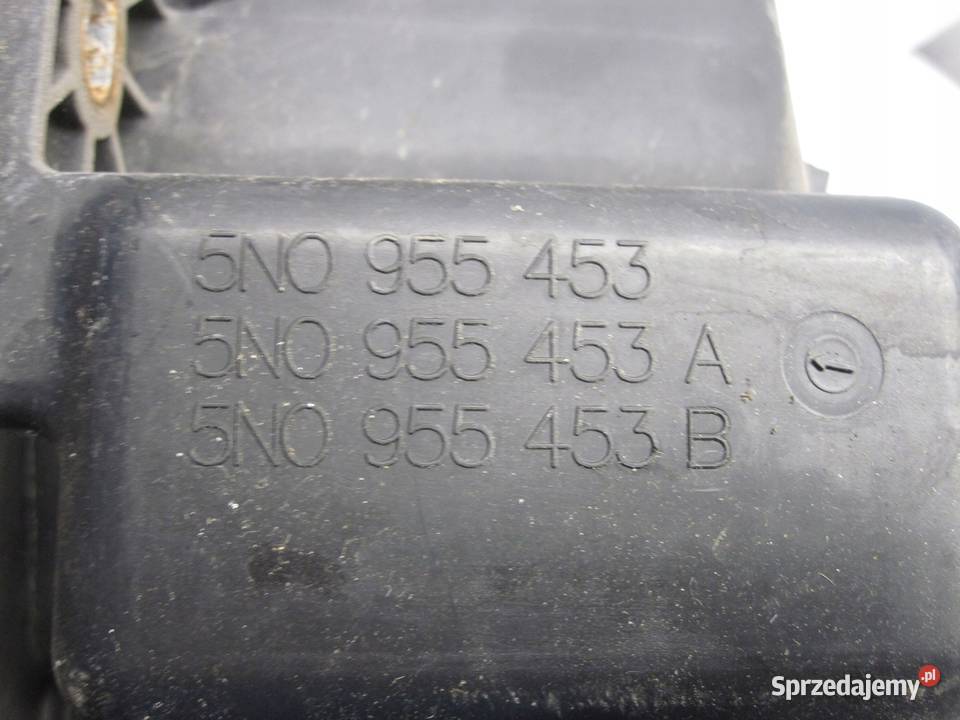 VOLKSWAGEN TIGUAN 5N 08r zbiorniczek