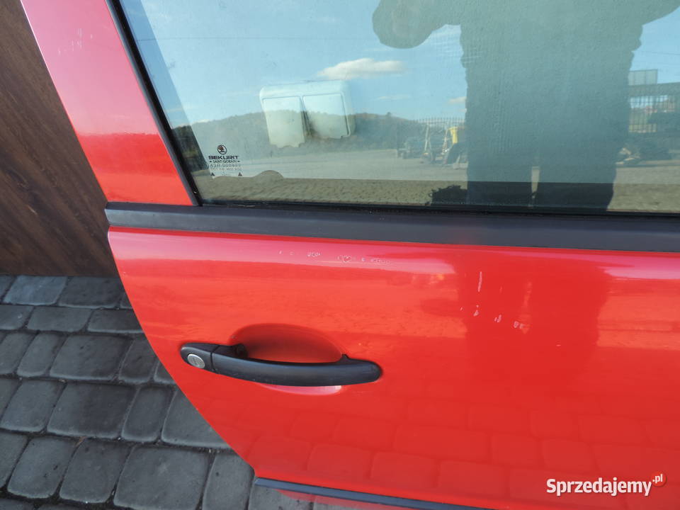 SKODA FABIA 1 HB 5D DRZWI PRAWE PRZEDNIE Rok produkcji 2002 Nowy Sącz sprzedam
