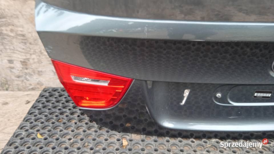 BMW E90 FL SEDAN KLAPA TYŁ A81 osobowe Klapy bagażnika wielkopolskie