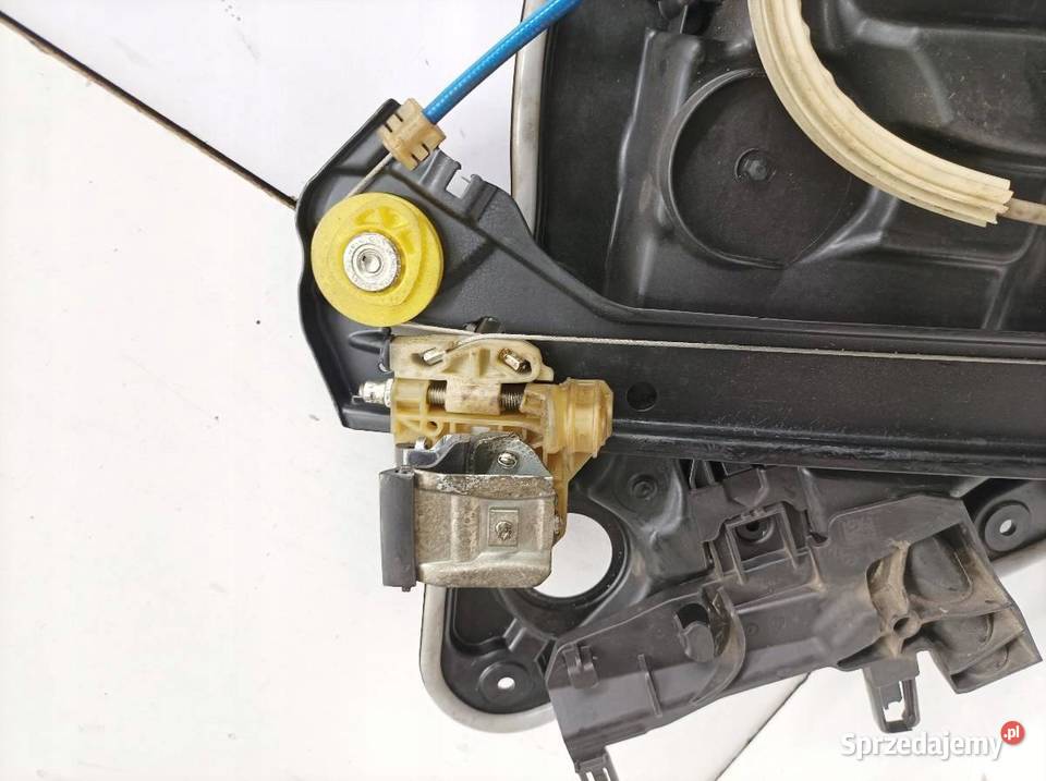 MECHANIZM SZYBY PRAWY TYŁ 2478201502 Mercedes
