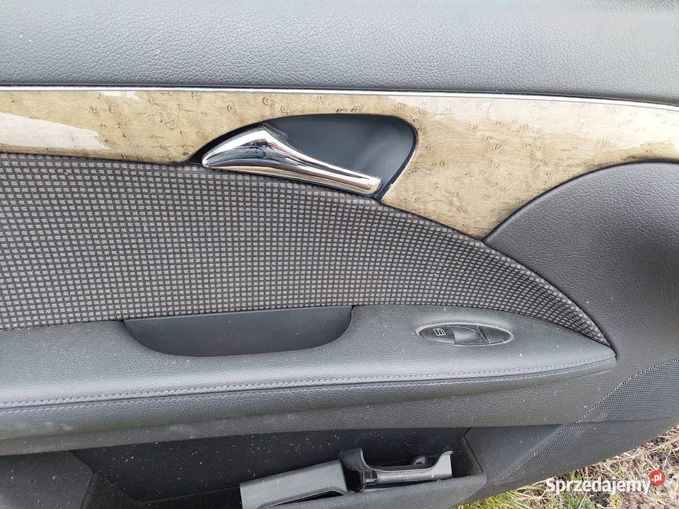 Drzwi przednie w211 c197 osobowe lubelskie Zamość