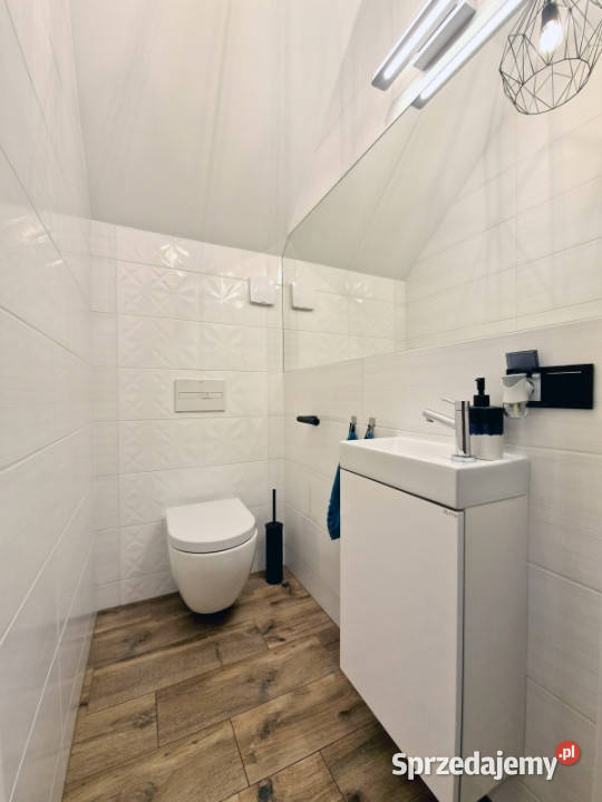 gotowy dom w centrum z ogrzewaniem miejskim utwardzona Świnoujście