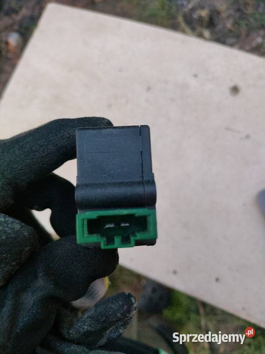 Zamek klapy Audi 406204242 Stargard