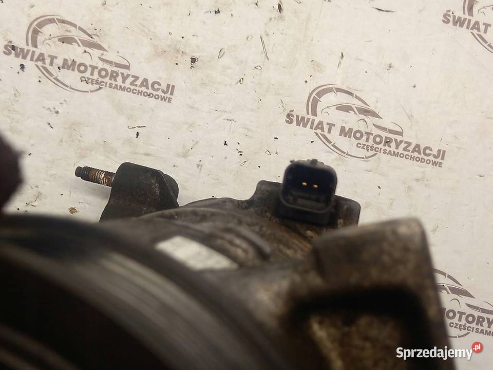 PEUGEOT 208 13r 12 VTI HMZ HM01 82 149 sprężarka
