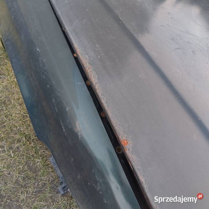 Maska i błotnik AUDI 80 200000km