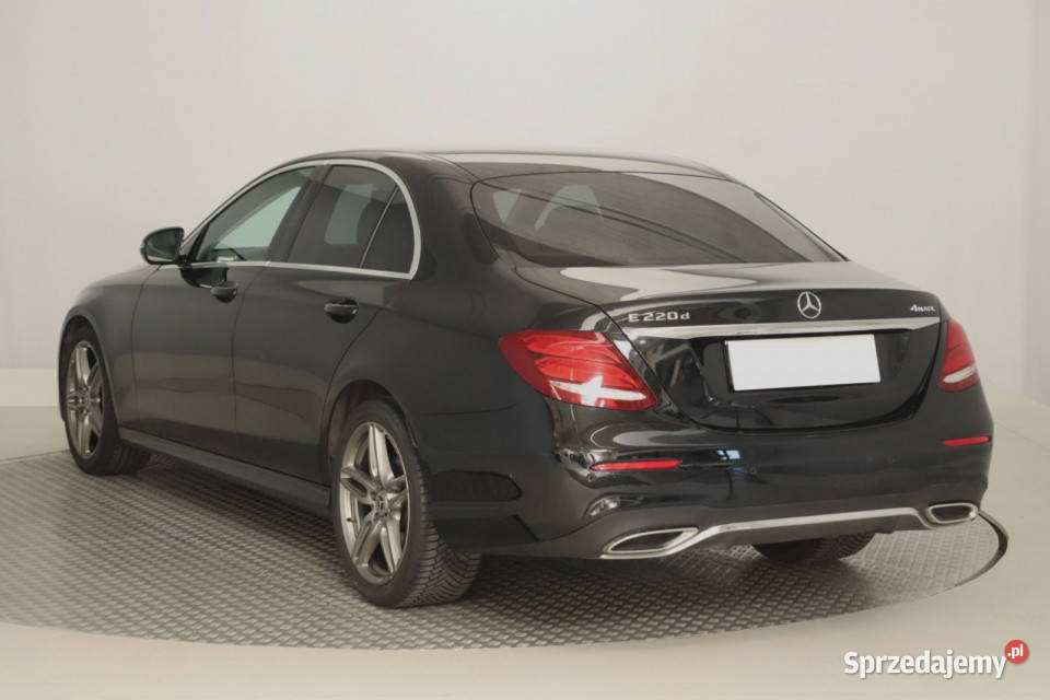 Mercedes E E 220 d 4MATIC kamera cofania Zabrze