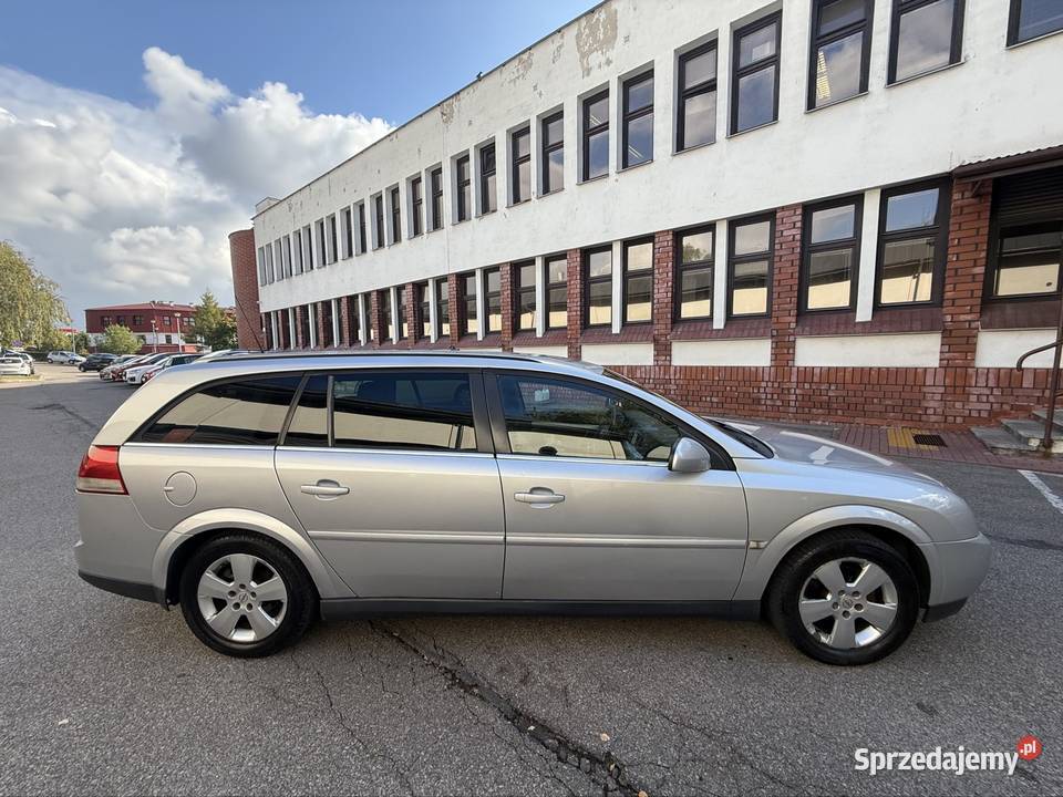 Opel Vectra 19 CDTI 150 2004r Kombi Stan Długie Chełm