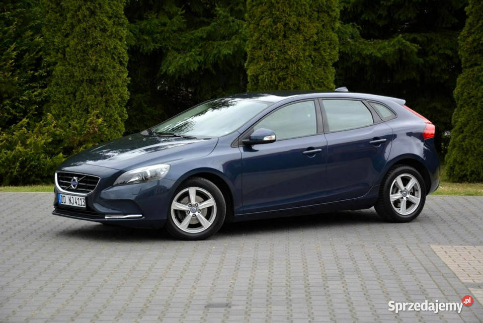 Volvo V40 Xenon Ledy Virtual Zegary Parktroni ESP Ostrów Mazowiecka sprzedam