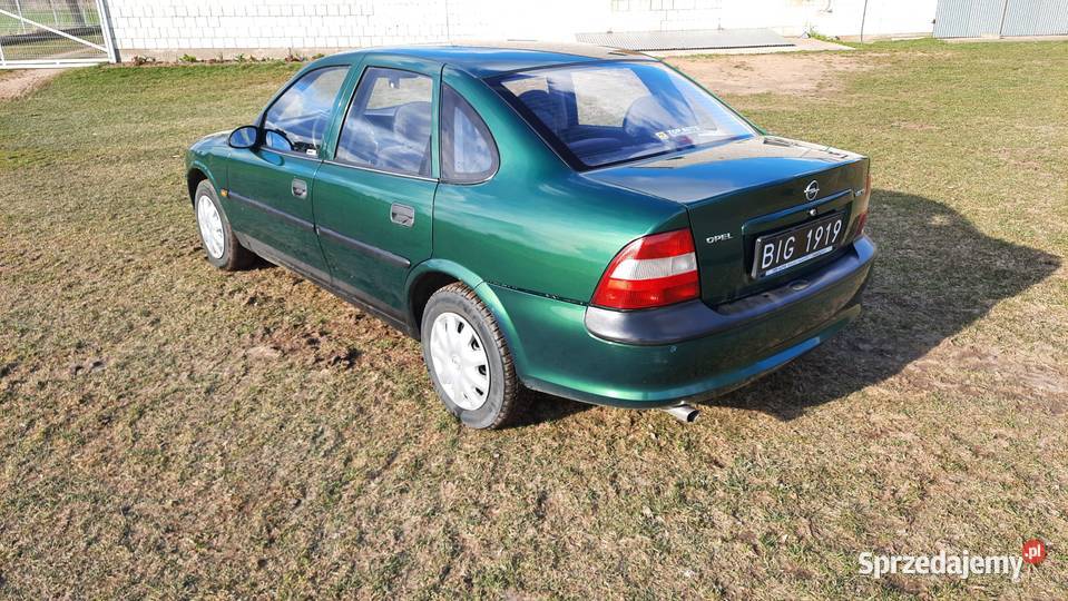 OPEL VECTRA B 16 nieuszkodzony