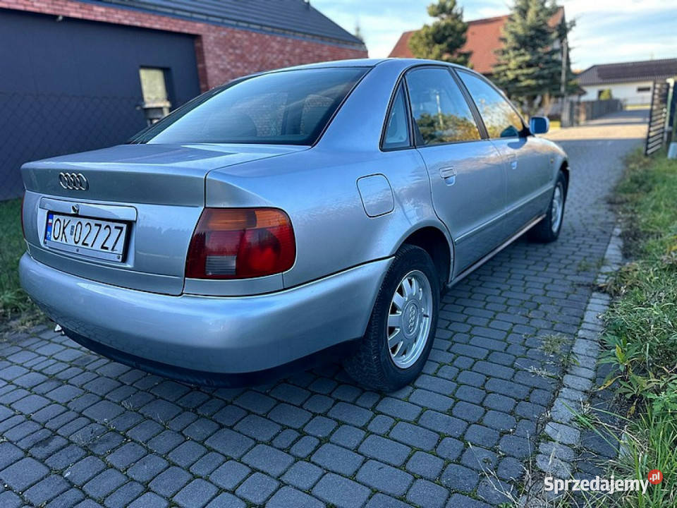 Audi A4 Audi B5 19 TDI 90 Sedan Zarejestrowany 389000km Audi Wrocław