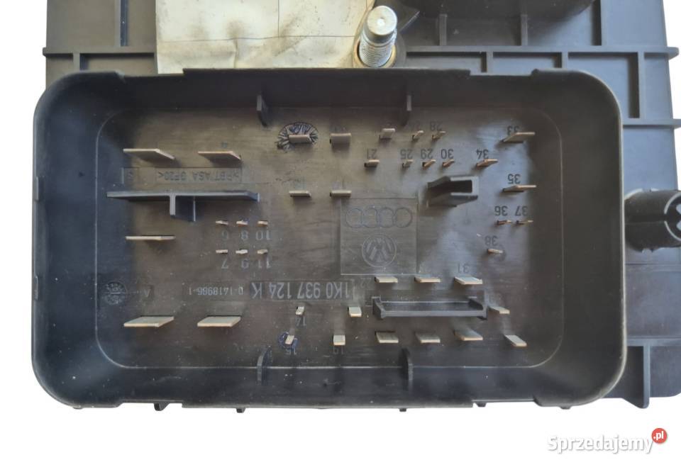SKRZYNKA BEZPIECZNIKÓW VW SEAT AUDI SKODA