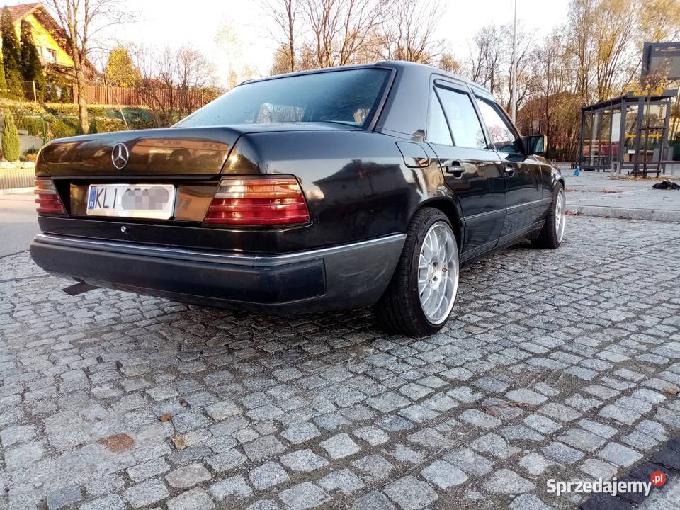 MercedesBenz W124 wąska listwa 25D Klimael4x Limanowa