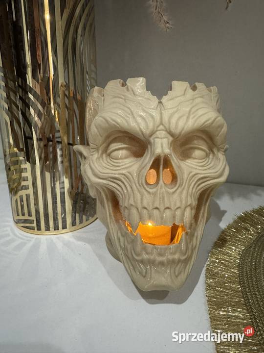 Dekoracja Halloween świecznik w kształcie Warszawa