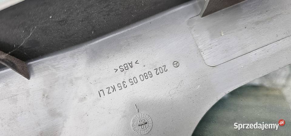 Listwa progowa lewy tył mercedes w202 2026800535 Rok produkcji 1994
