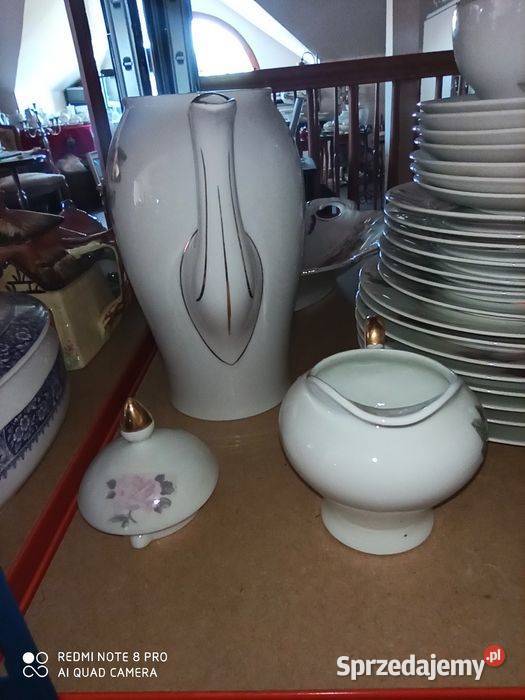 mlecznik KPM Krister z subtelną różą Porcelana i szkło sprzedam