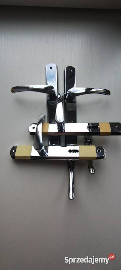 Klamki drzwiowe i łazienkowe