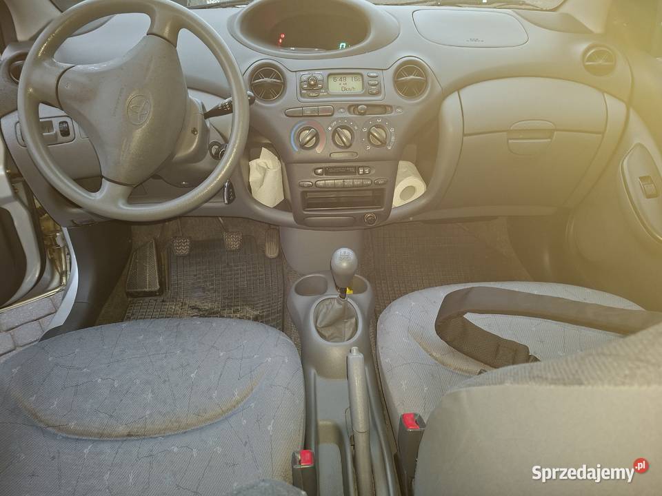 Toyota Yaris 72 Urzędów