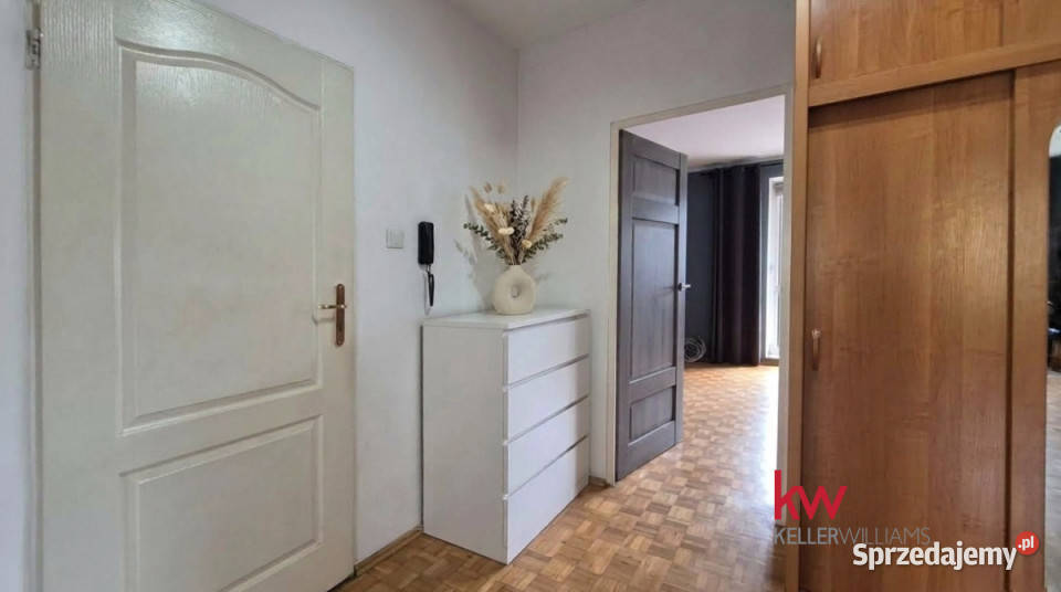 sprzedaży mieszkania 49m 2 pokoje Swarzędz