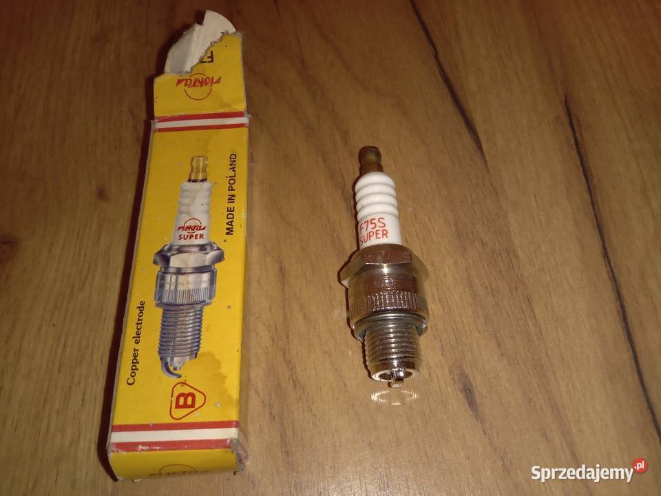 Nowa świeca zapłonowa iskra F75S lubelskie sprzedam
